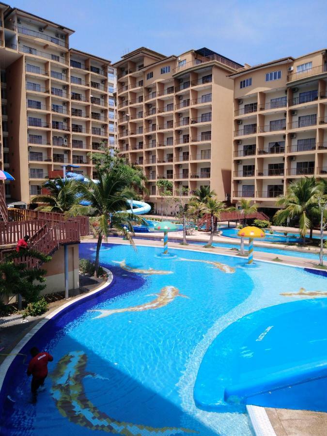 Gold Coast Morib International Resort Exterior photo
